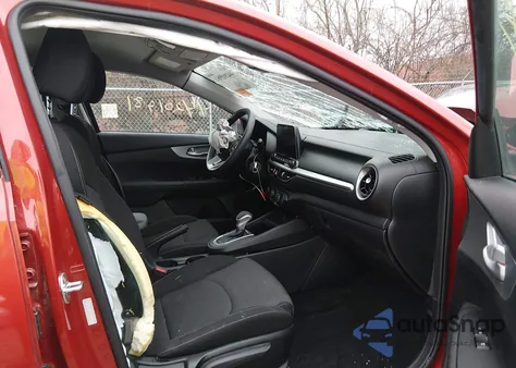 2022 Kia Forte Lxs z USA, uszkodzony, nr VIN 3KPF24AD5NE486476